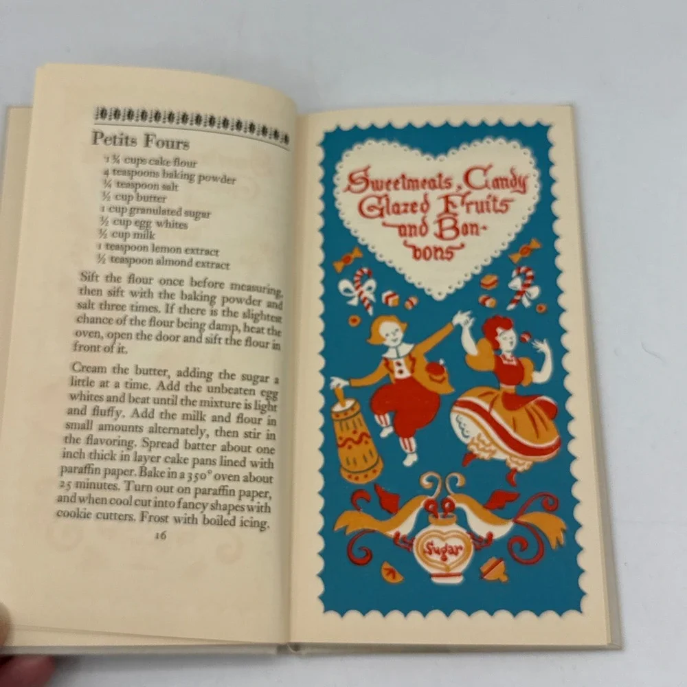 Peter Pauper Press Holiday Goodies Cookbook Blue 1952 Illustrated W/Box Vtg MCM